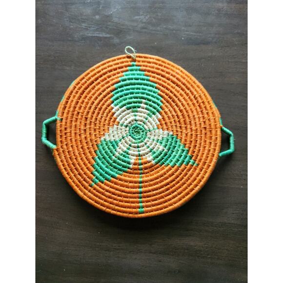 11" Weave Basket-Seafoam green & Orange.Bread or Wall/Table Decor Plate Charger - Picture 2 of 3